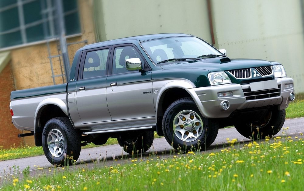 Разборка Mitsubishi L200 2.5, запчасти