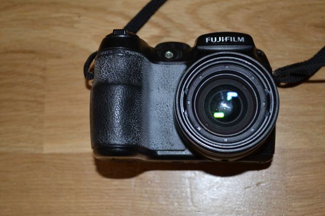 Цифровой фотоаппарат FuJiFilm FinePix S1500