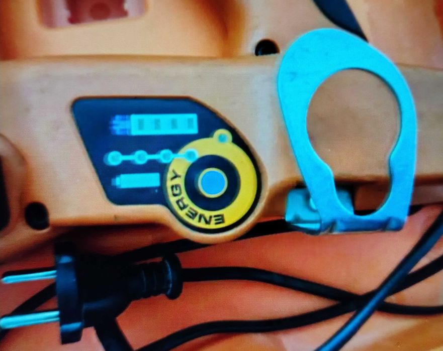 Osadzak gazowy PULSA 800P+ gwoździarka do betonu