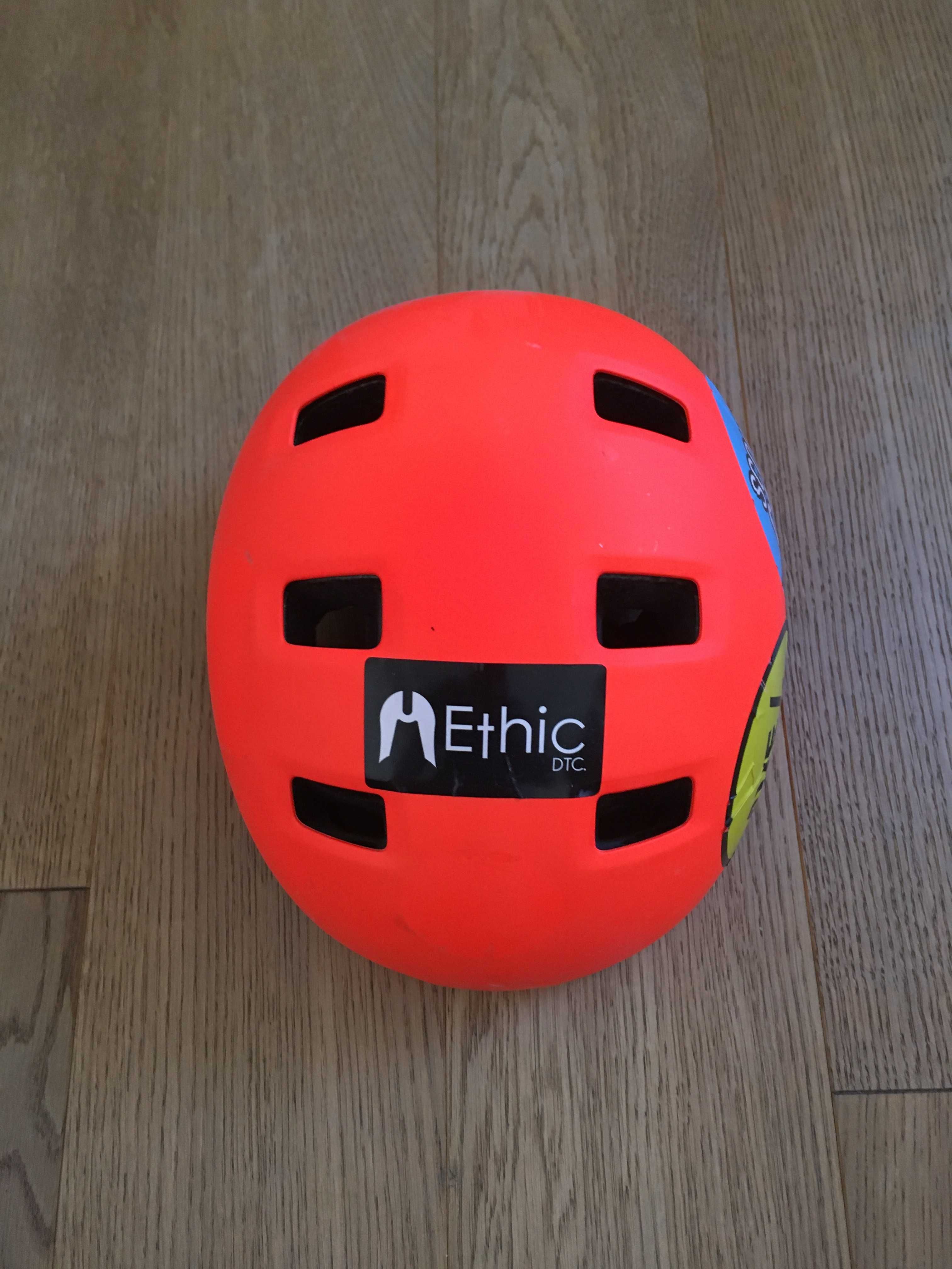 Kask Decathlon Oxelo MF 540 hulajnoga rolki