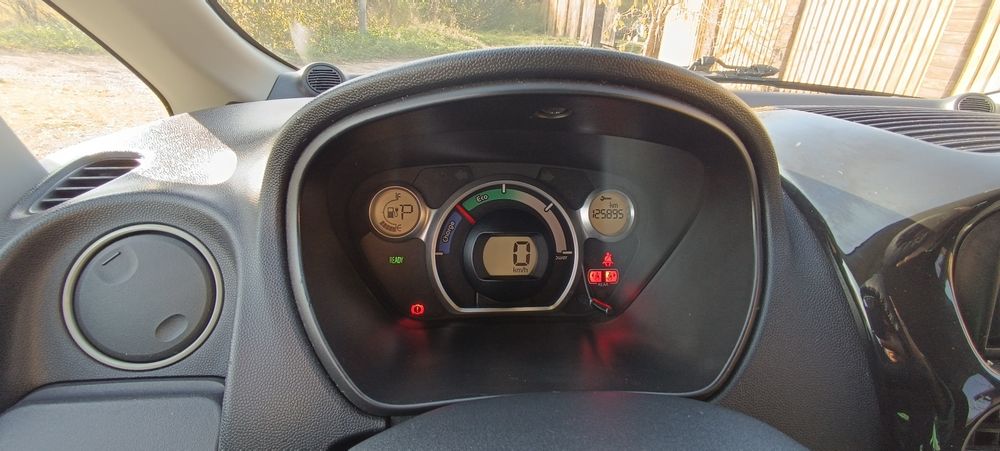 Продаю електромобіль I-MIEV