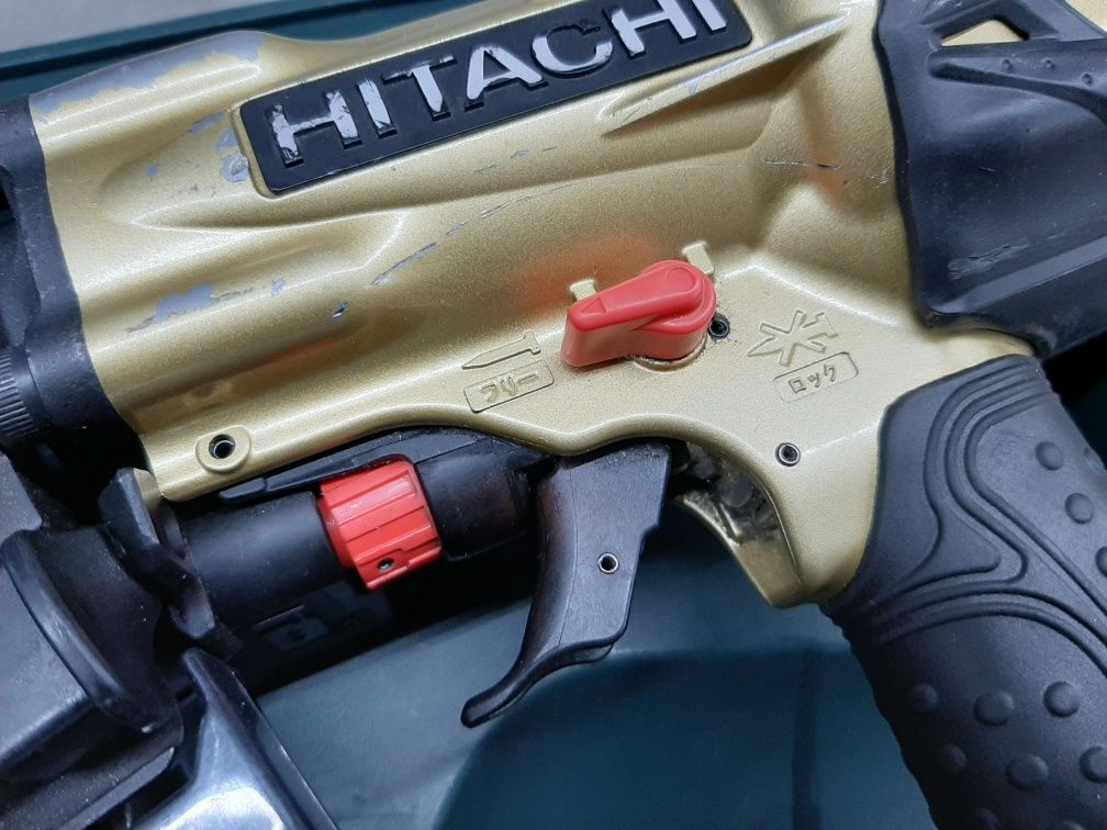 Gwoździarka wysokociśnieniowa HITACHI NV 90 hmc 20bar powerlite max