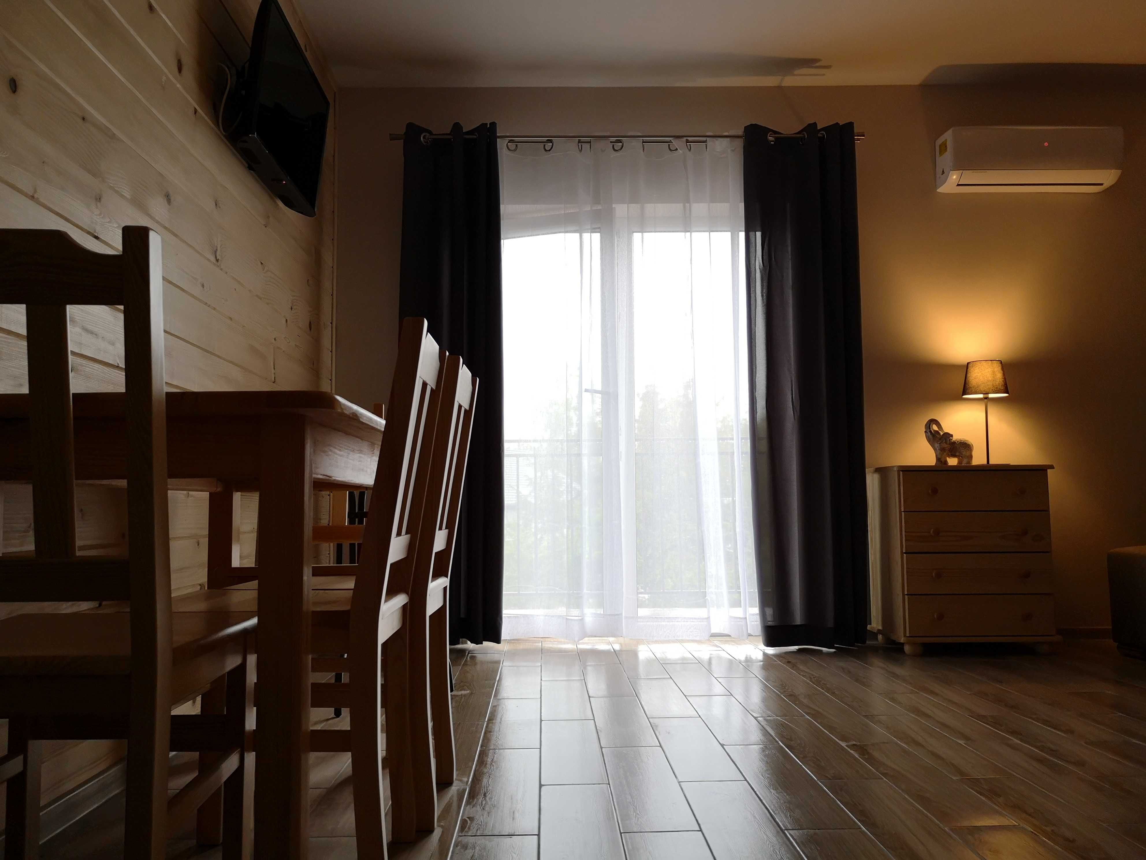 Domki i apartamenty noclegi Okuninka jezioro Białe - Ośrodek Piano