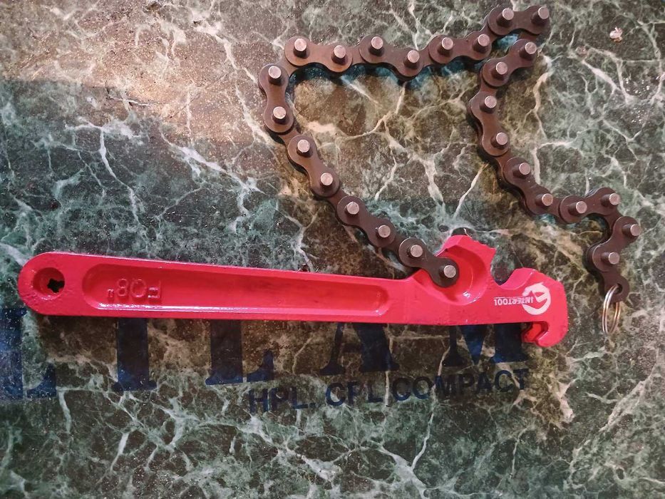 Приблуда для знімання масляного фільтра