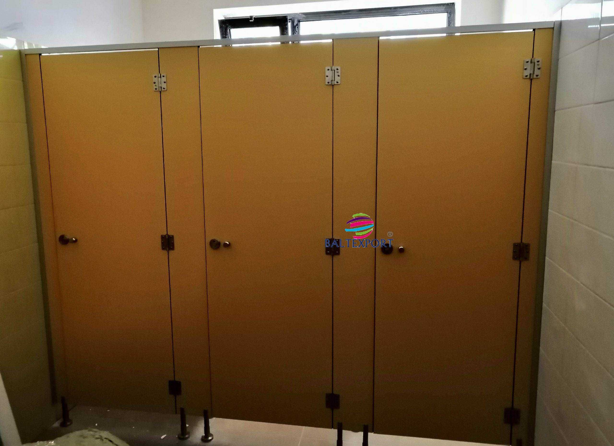 COMPONENTES Mobiliário Fenólico Cabines WC Vestiarios Armarios Cacifos