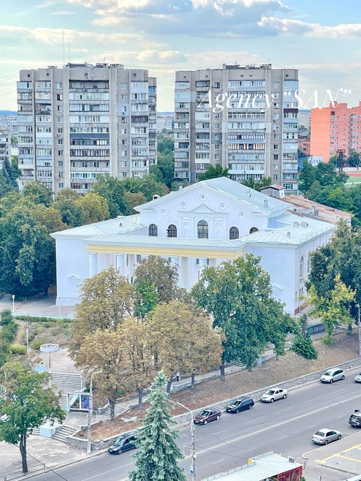 Здаю в оренду квартиру в Центрі вул. Новомістенська