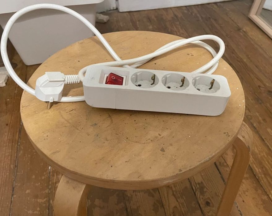 Tomada eletrica novo