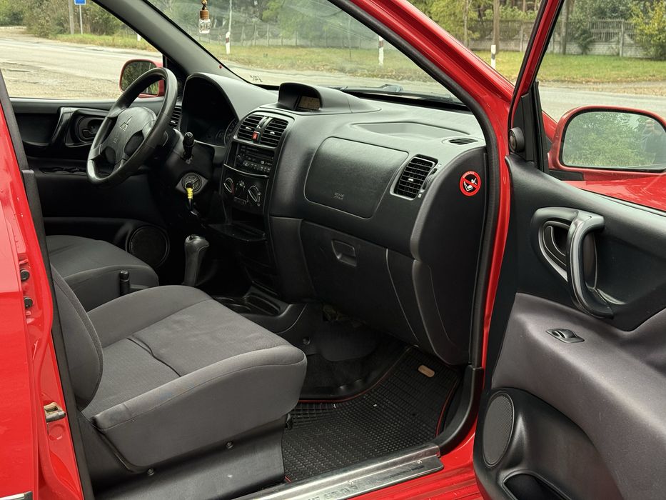 Mitsubishi Space Star 2005 АВТОМАТ