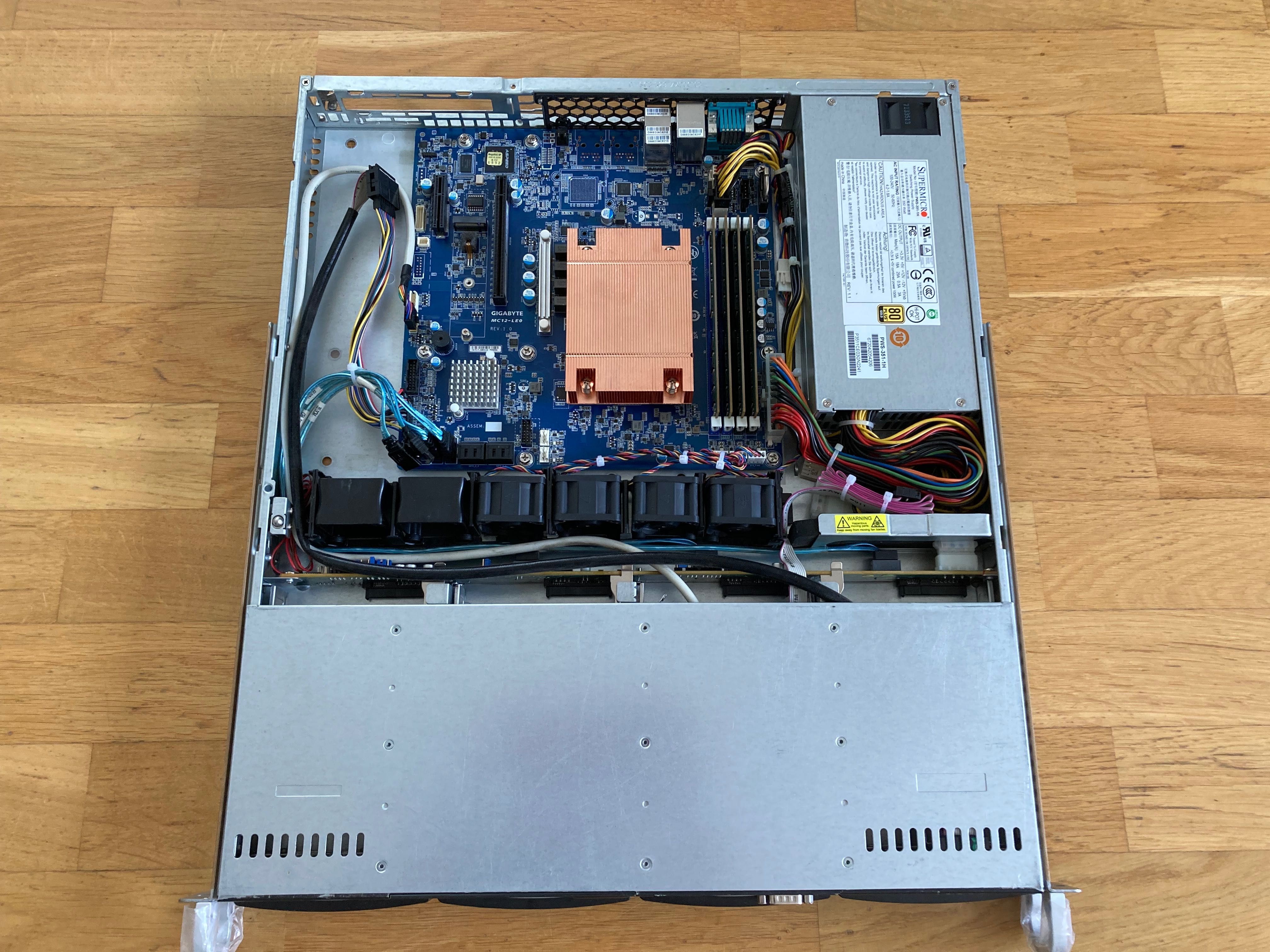 Serwer AM4 1u MC12-LE0, 4x 3.5", 350w, Supermicro