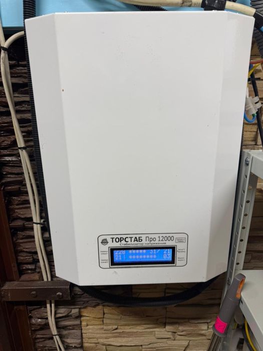 Стабілізатор 12квт торстаб про 12000
