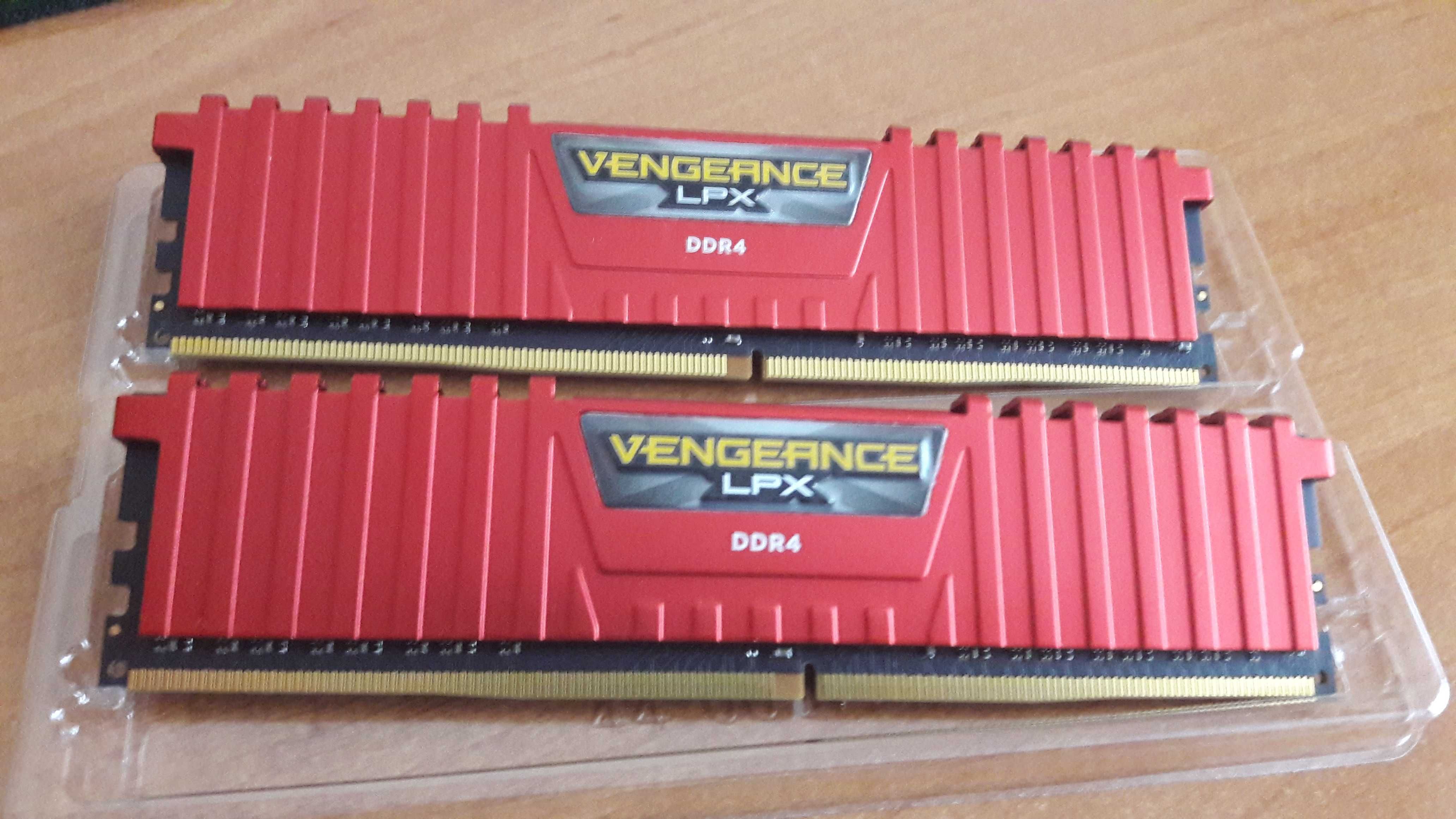 Corsair. DDR4, 2x8gb, 3200MHz, Vengeance LPX.