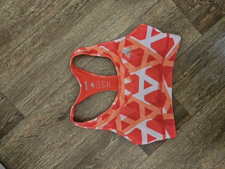 2 по ціні 1 Спортивний топ Adidas S techfit climatic