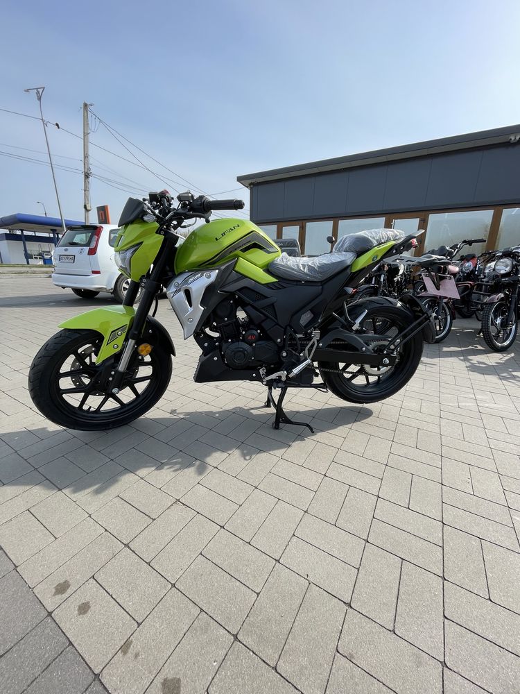 Мотоцикл Lifan SR 220