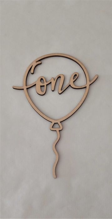 Cake toppers / Topos de Bolo em MDF para Primeiro Aniversário
