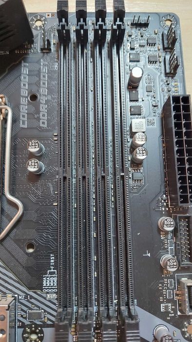 Материнська плата MSI Z490-A Pro (s1200, Intel Z490, PCI-Ex16)