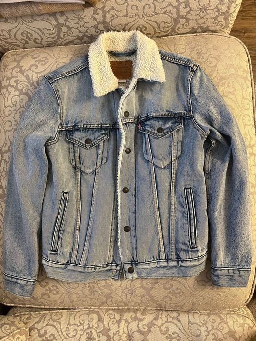 Kurtka dżinsowa type iii trucker z kożuszkiem Levi's M