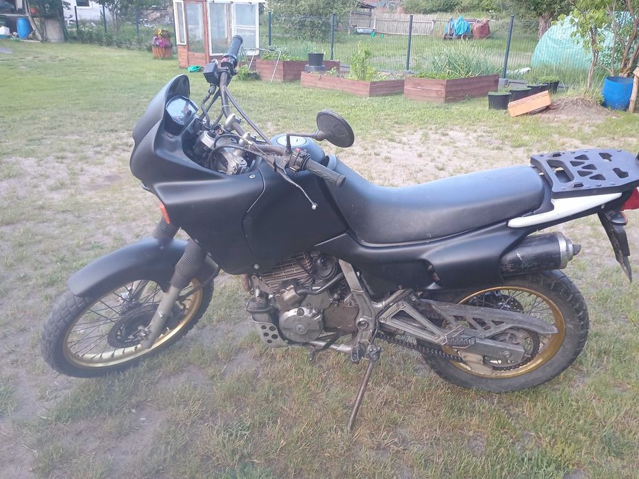 Sprzedam lub Zamienię za 125 . Honda dominator 650