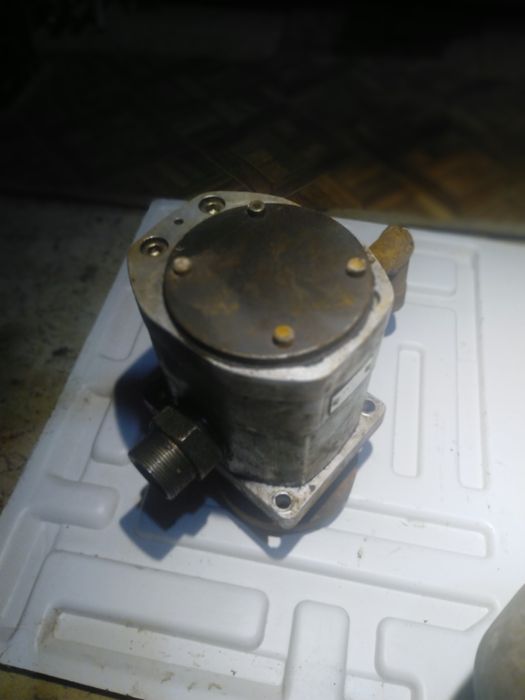 Гідро-насос німецький Orsta TGL 10859  2R с40