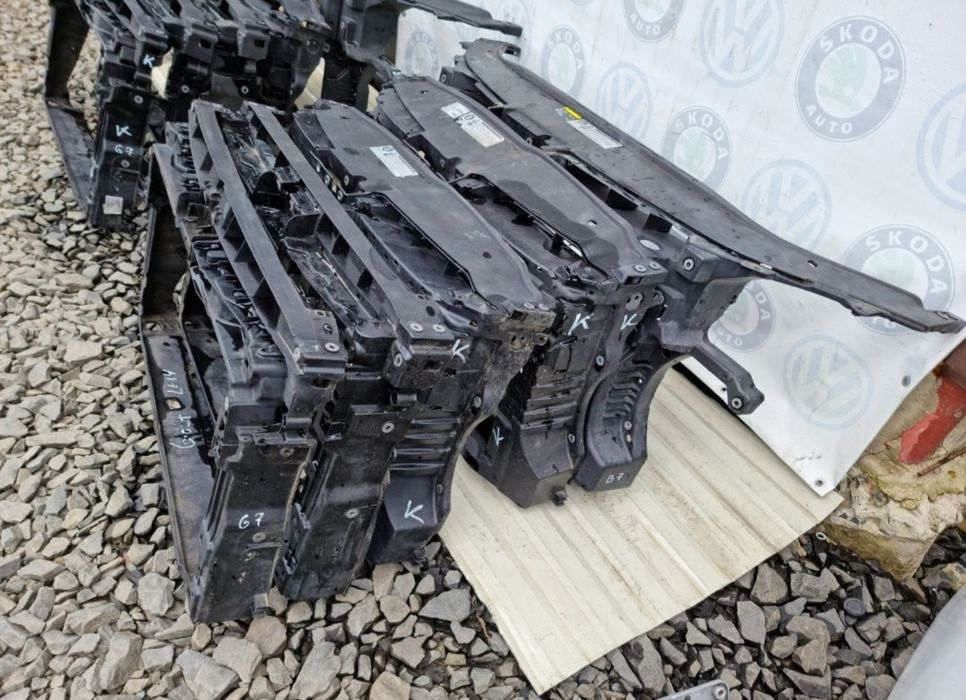 Телевізор, установочна панель Passat B7; B8 Golf 6 7