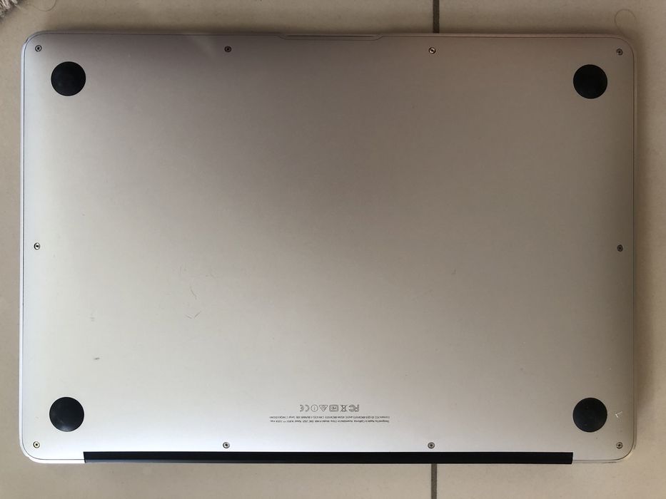 Продам MacBook Air 2015 13” 256Gb