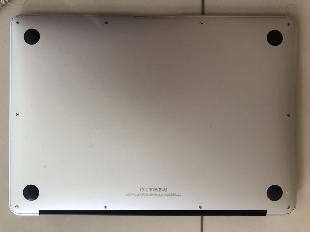 Продам MacBook Air 2015 13” 256Gb