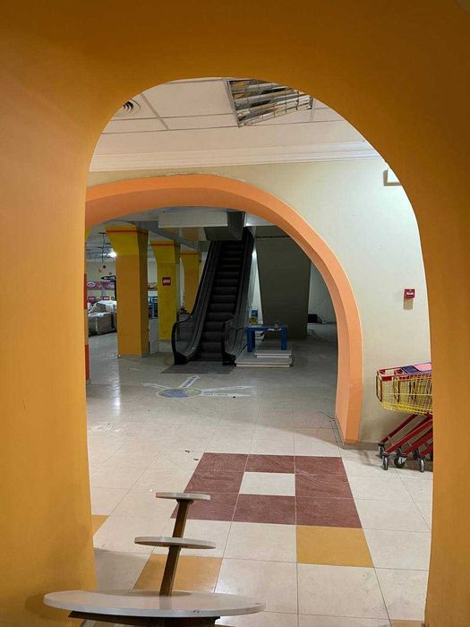 Оренда приміщення 1300м2/ пр. Наки/ м. Наукова