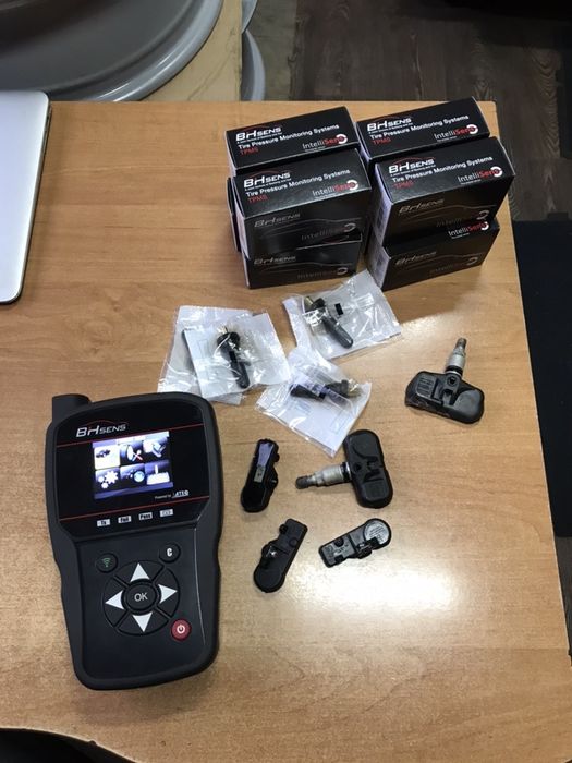 Налаштування та заміна датчиків тиску в шинах (TPMS) на всі авто