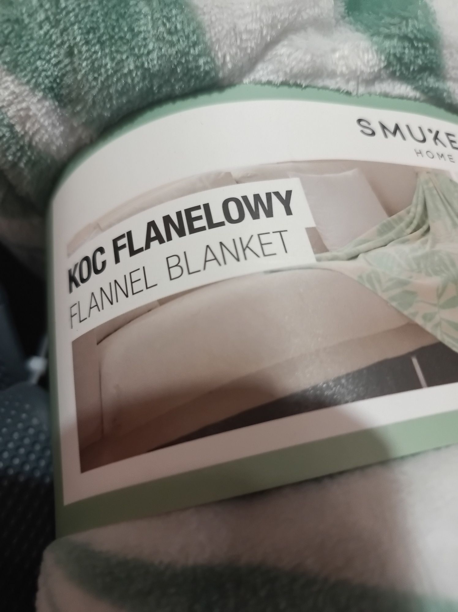 Nowy koc flanelowy
