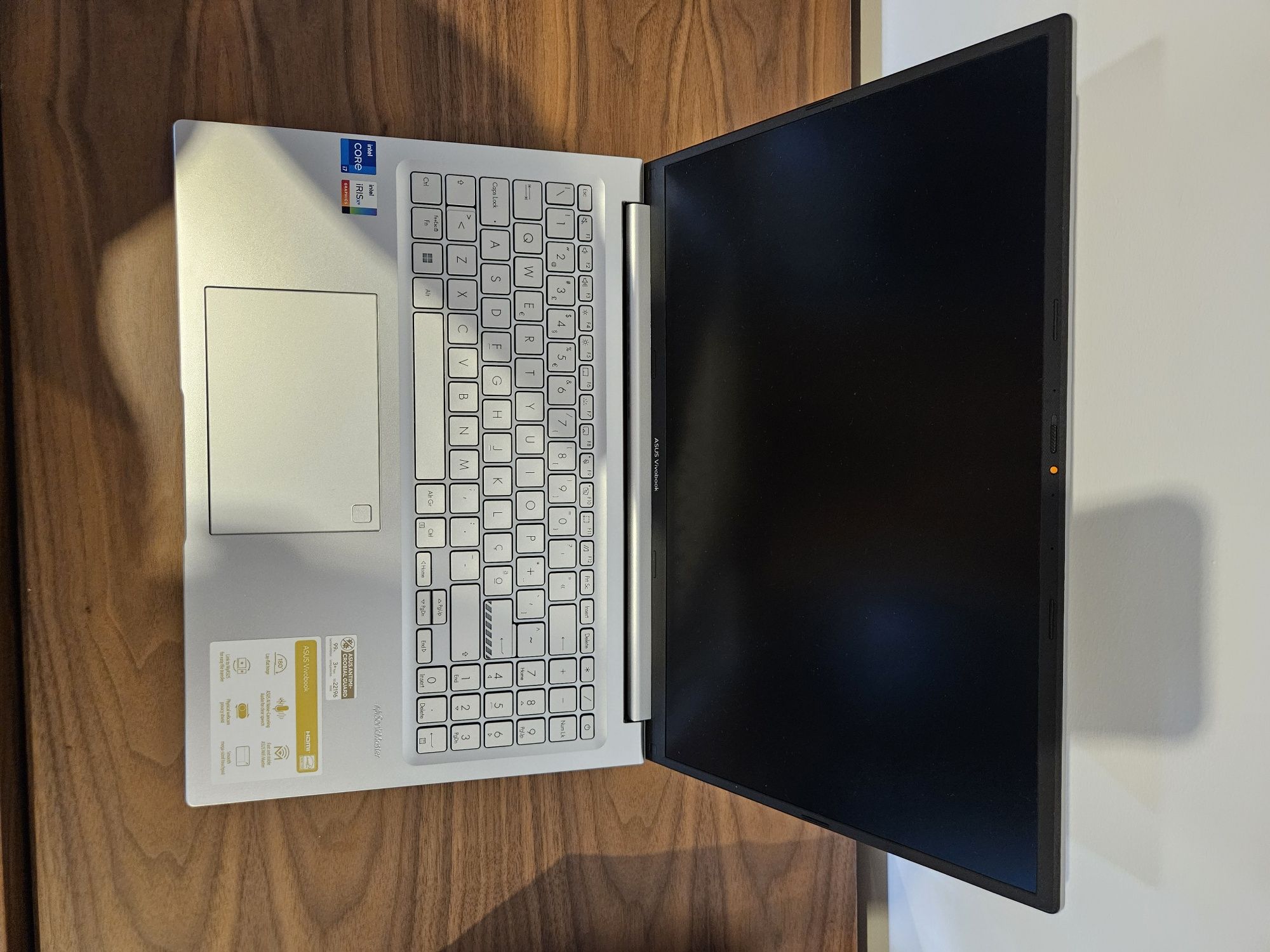 Portátil ASUS Vivobook i7 - Novo c/garantia