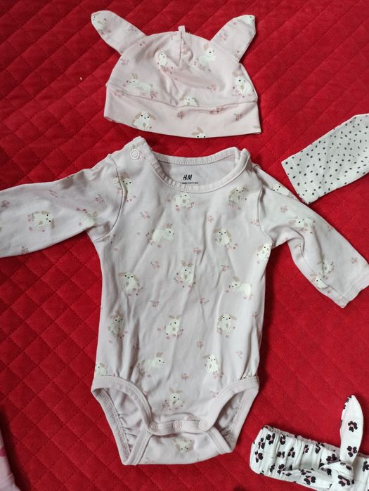 Zestaw ubrań dla dziewczynki