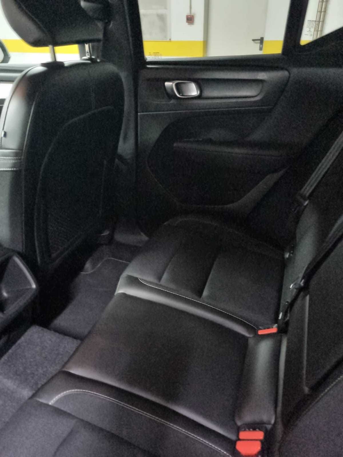 Volvo xc 40 D3 PLUS poucos kms