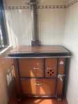 Vendo fogão a lenha e máquina de lavar roupa