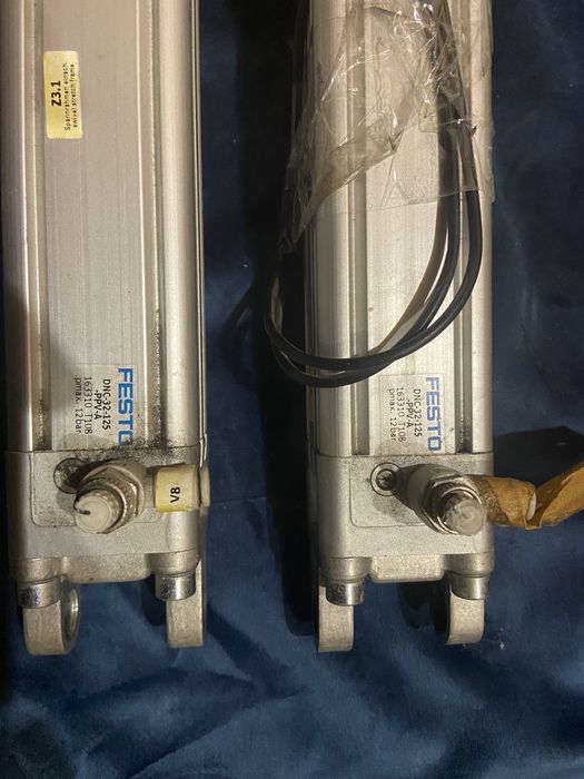 Пневмоциліндир Festo