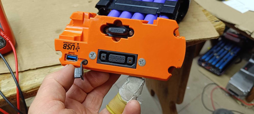 Батарея - з електровелосипеда Qwic -36 v-13Ah