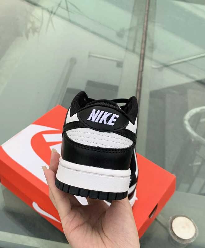 Nike Dunk Low Retro White Black Panda