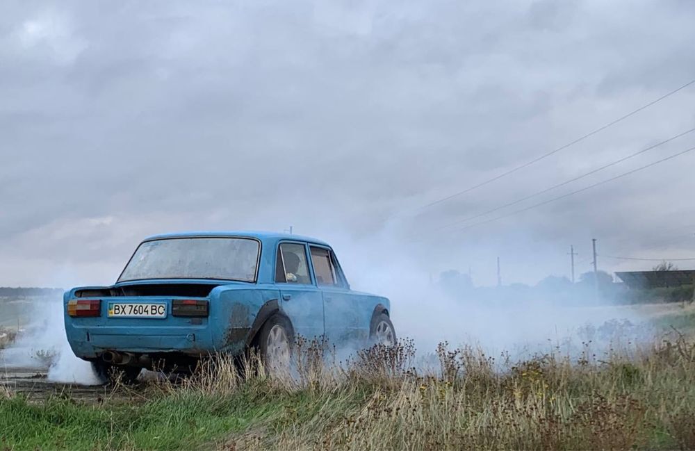 Продам корча 2101