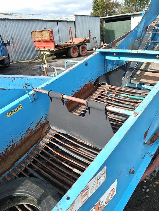 Kombajn ziemniaczany Bolko Z 643