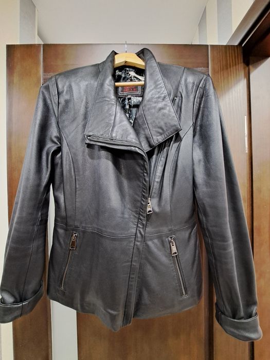 Шкіряний жіночій піджак