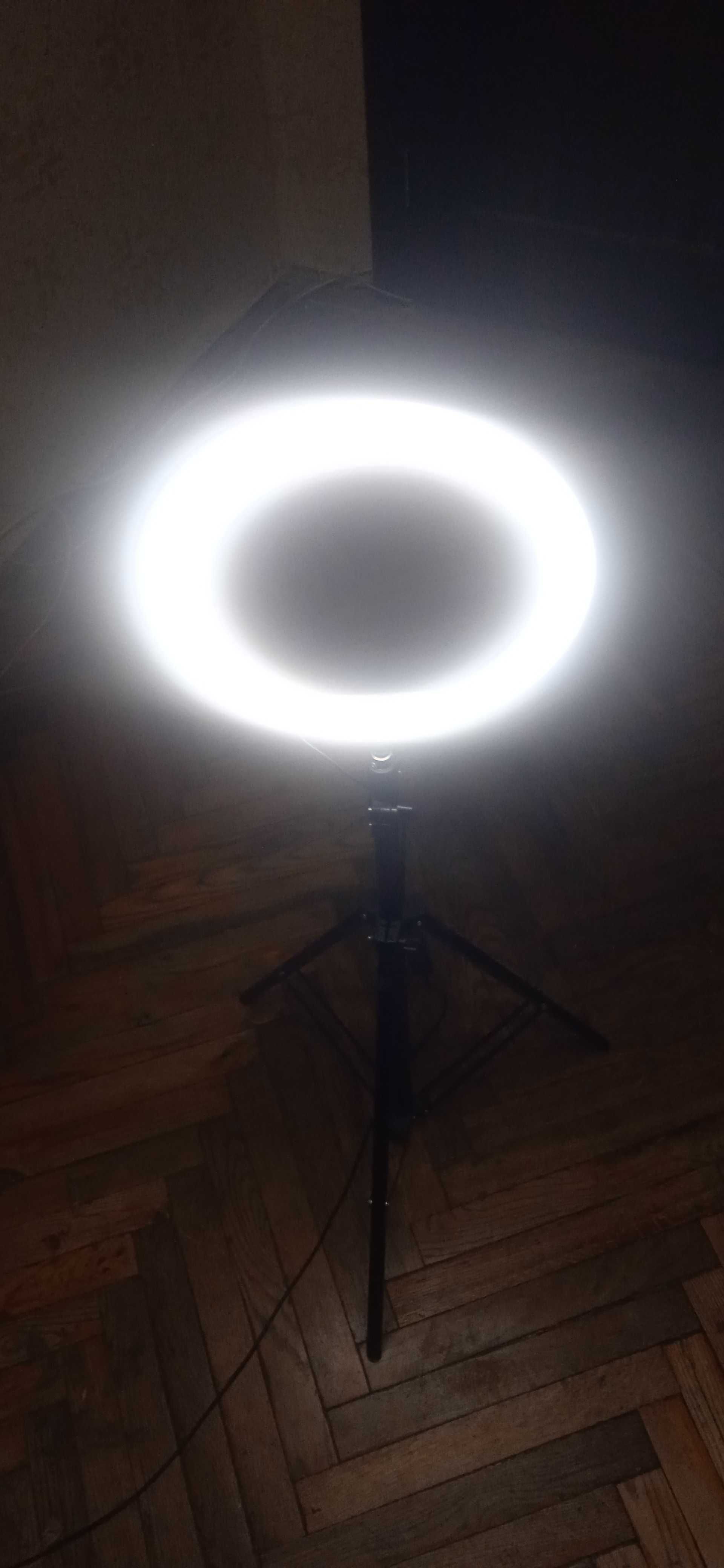 Кільцева лампа освітлення з rgb лед підсвіткою blogerlite r2700