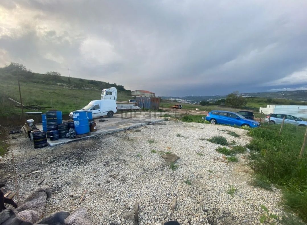 Terreno para Arrendamento Loures em frente ao Hospital Beatriz Ângelo