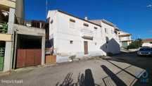 Casa T3 em Lajeosa do Mondego de 144,00 m2