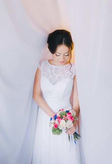 Весільна сукня, стан 5+, легка,зручна та красива