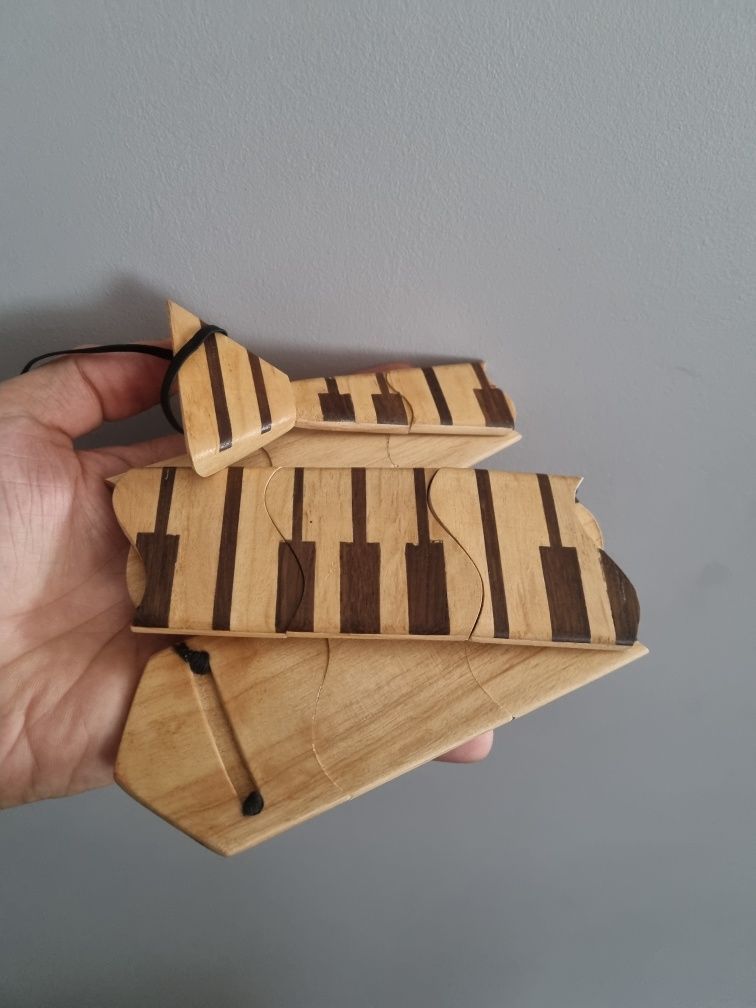 Krawat drewniany  51cm pianino klawiatura