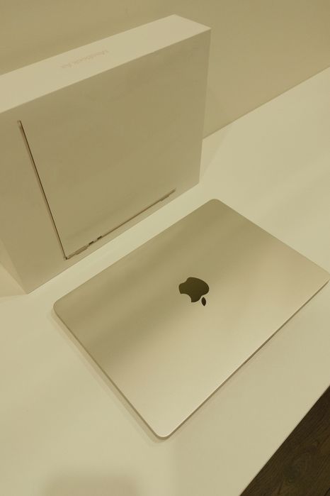 MacBook Air 13,6 M2