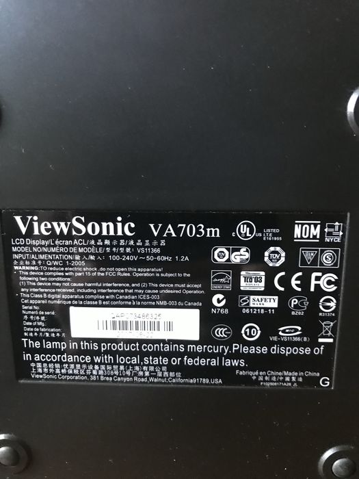 Компьютер монітор клавіатруа все в робочому стані