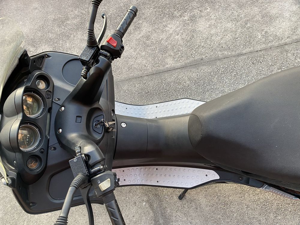 Scotter  Jonway YY250t    OTIMO ESTADO