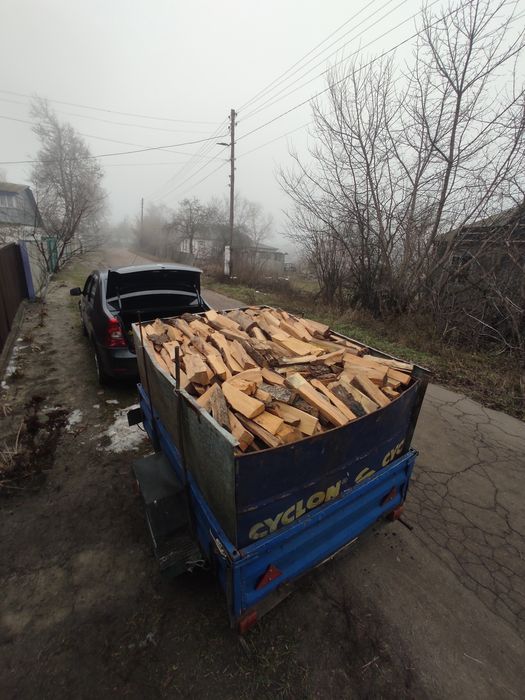 Дрова рубані сухі .Ціна 2000 грн/скл.м.
