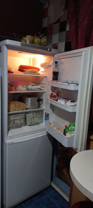 Холодильник продам