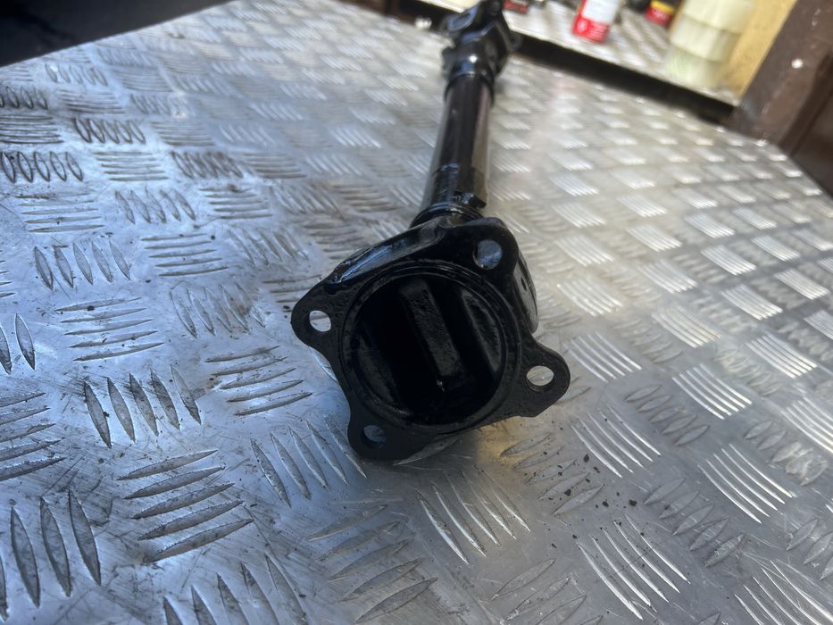 Кардан передний Isuzu rodeo d-max 3.0 исузу д макс год 05