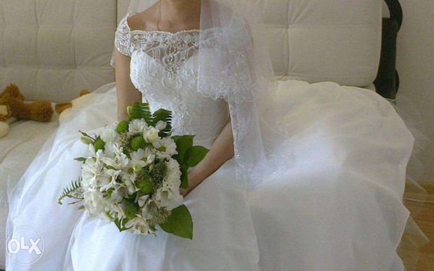 Свадебное платье по индивидуальному пошиву